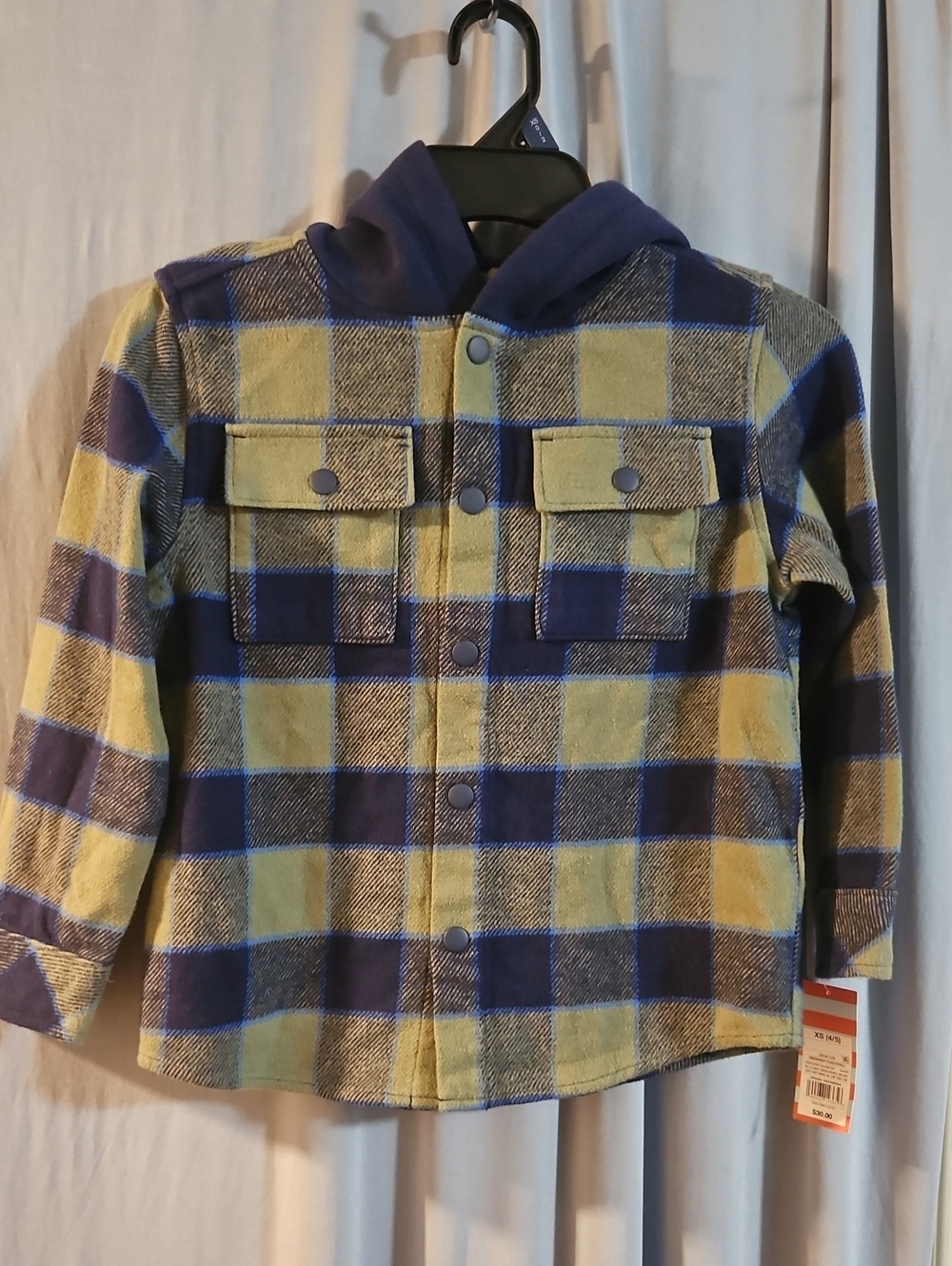 CAT & JACK HOODED FLANNEL: GREEN/BLUE: NEW WITH TAGS: SIZE XS (4/5)